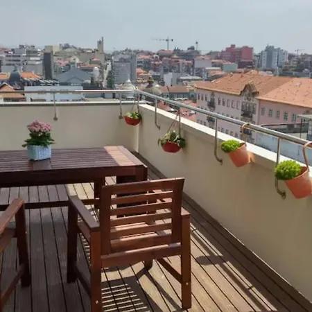 Unique Penthouse Near Livaria Lello - 40m2 Terrace And Free Parking