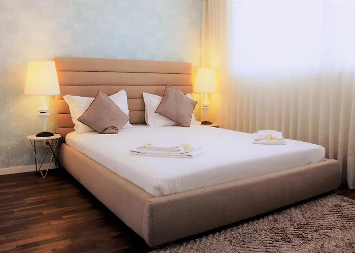 Unique Penthouse Near Livaria Lello - 40m2 Terrace And Free Parking * 波尔图