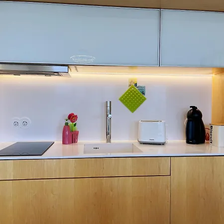 Unique Penthouse Near Livaria Lello - 40m2 Terrace And Free Parking Lägenhet *