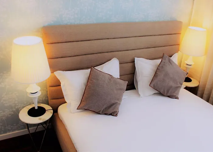 Unique Penthouse Near Livaria Lello - 40m2 Terrace And Free Parking Lejlighed Porto